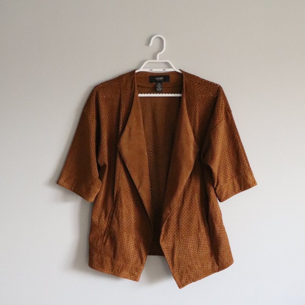 Alfani Women's Brown‎ Sz MP Brown Faux Suede Open Front Casual Eyelet Jacket